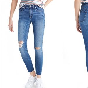 Madewell High Rise Skinny Crop with Rips. NWT!